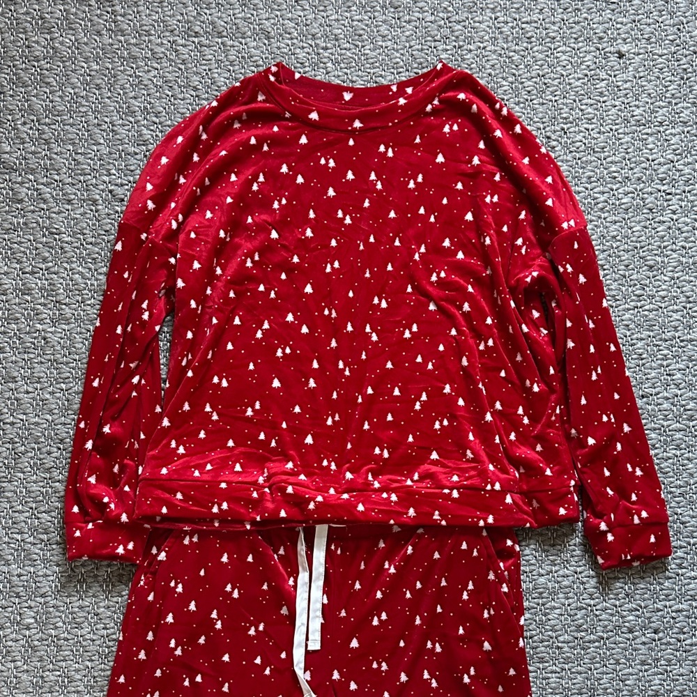 Auden Red Pajama Set with White Christmas trees